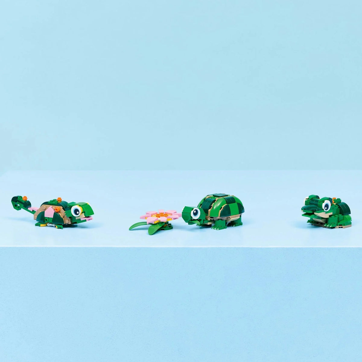 LEGO® Creator - Turtle with Water Lilies
