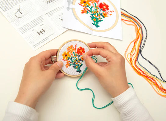 Mini Cross Stitch Embroidery Kit - Flowers