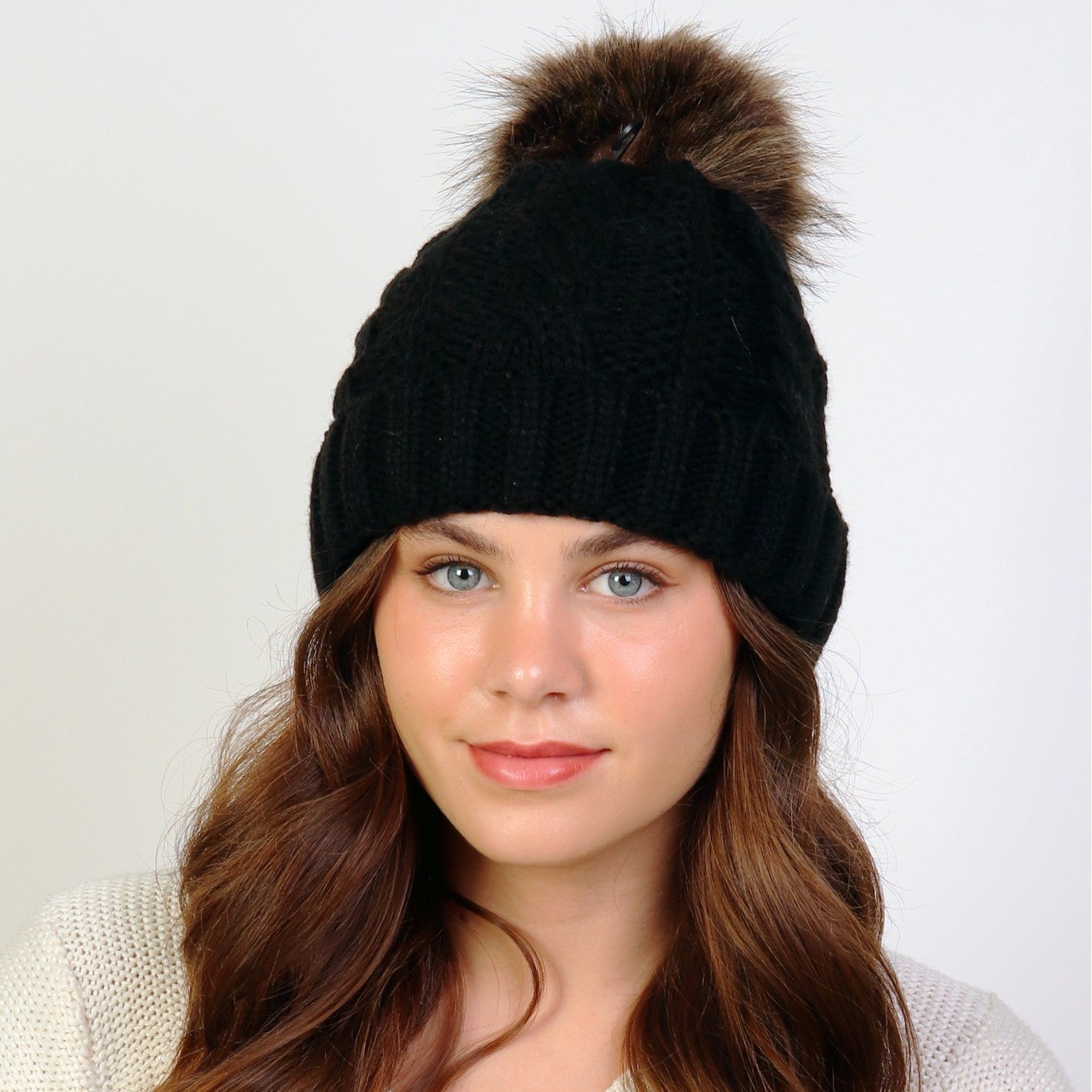 Knitted Toque - Pom Pom - Black