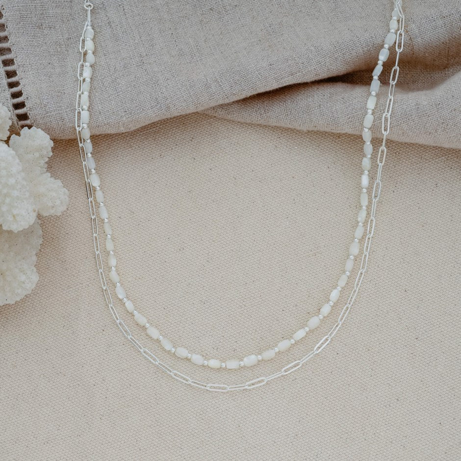 Necklace - Mary Mother of Pearl - Silver