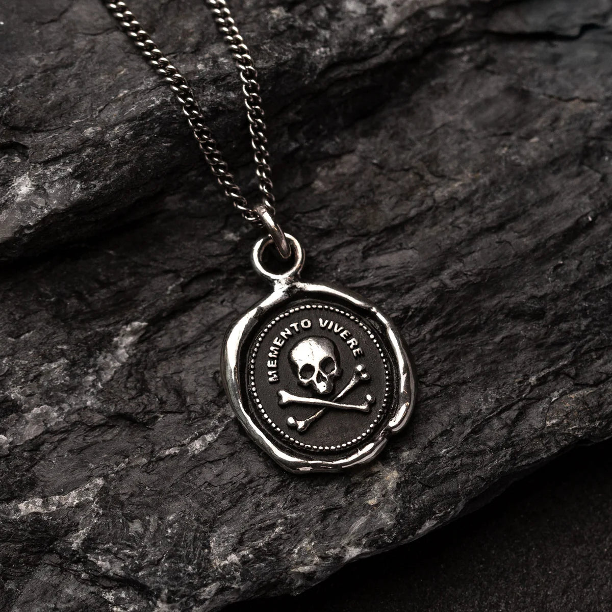 Pyrrha Talisman Necklace - Remember To Live - Silver