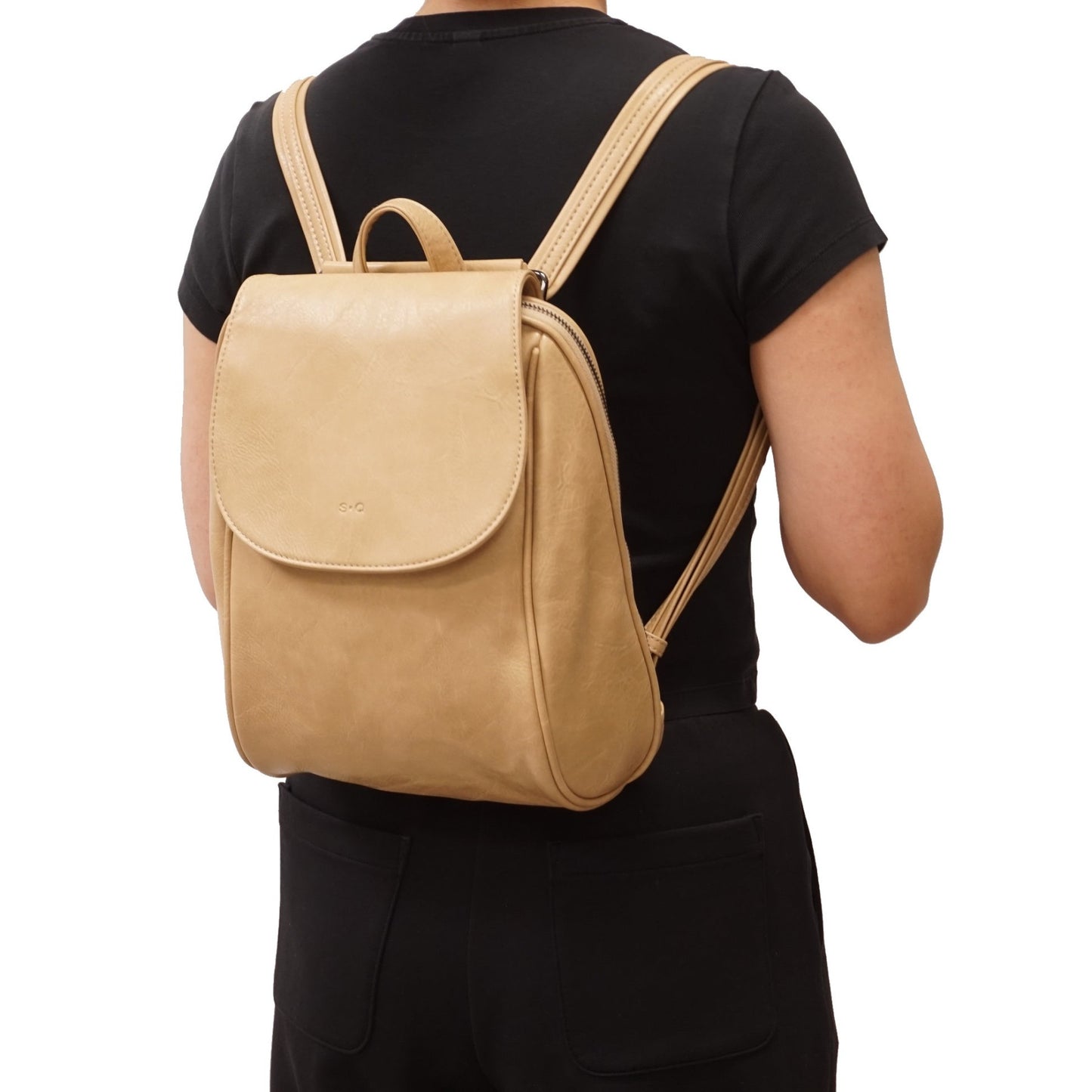 S-Q - Jada Convertible Backpack - Black