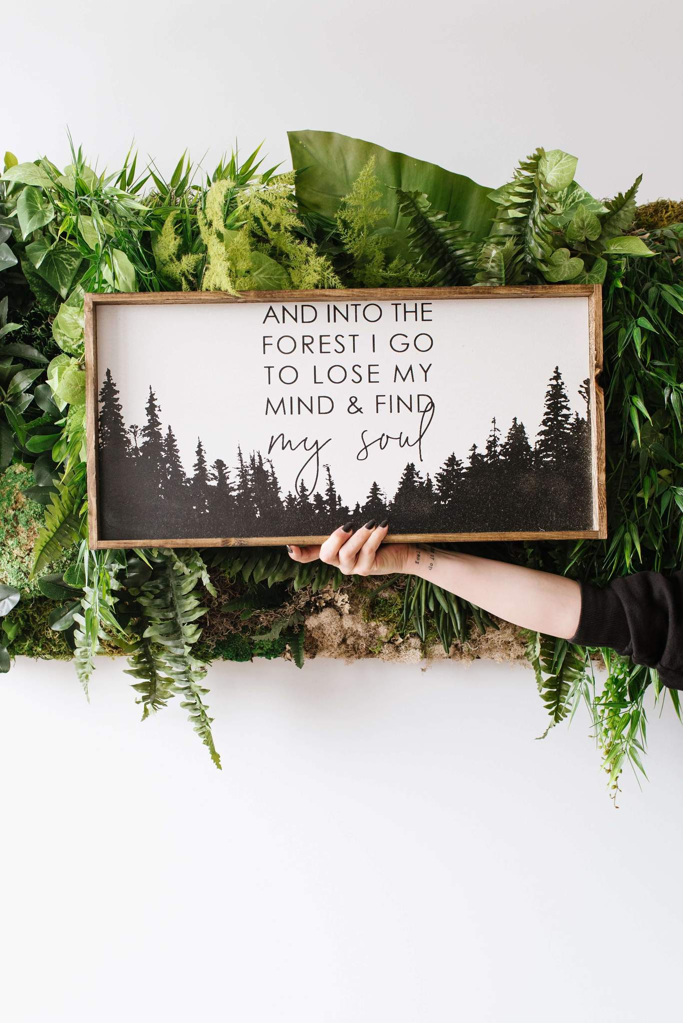 Williamrae Designs Into The Forest I Go