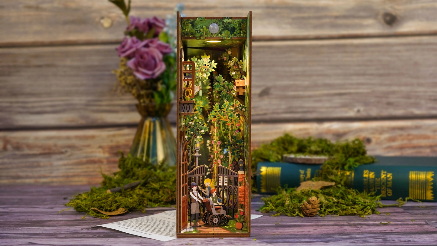 3D Puzzle Kit - Book Nook - Secret Garden