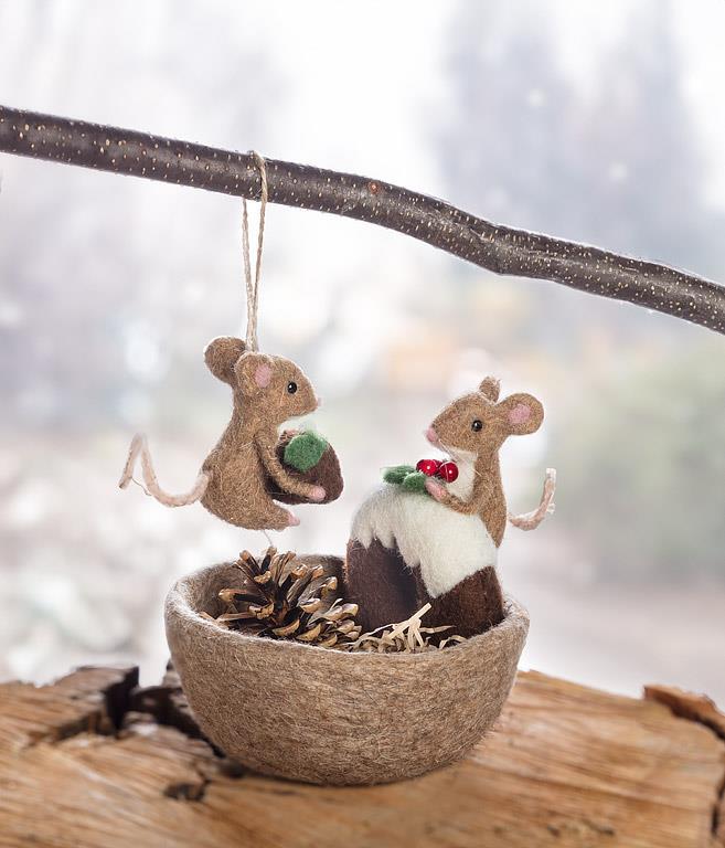 Ornament - Felt - Mouse with Christmas Pudding