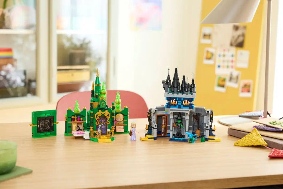 LEGO® Wicked Emerald City & Kiamo Ko Castle