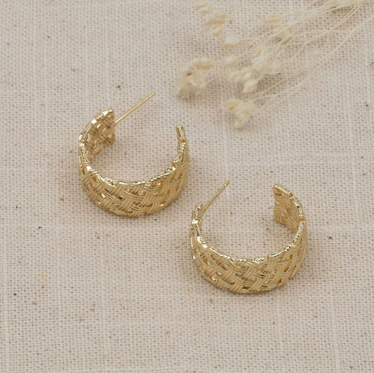 Hoop Earrings - Criss Cross - Gold