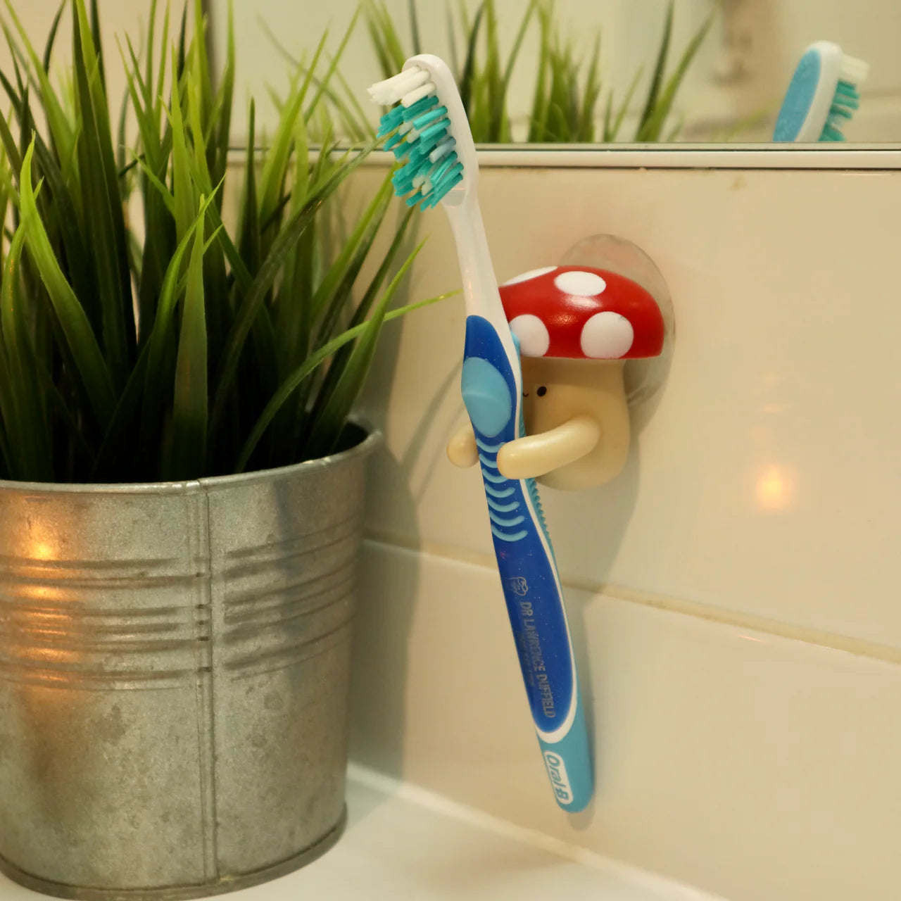 Toothbrush Holder - Mushroom