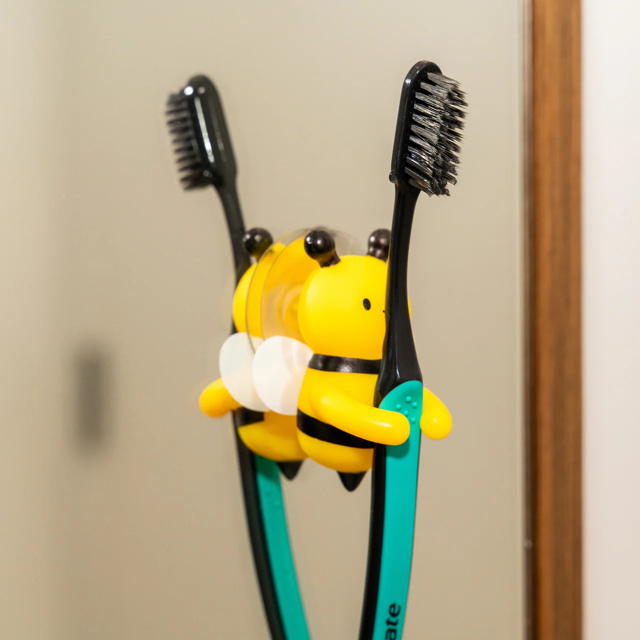 Toothbrush Holder - Bumblebee
