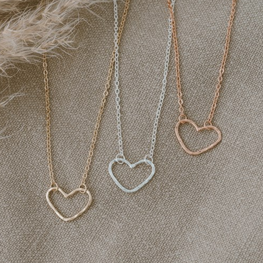 Necklace - Amore Heart - Gold