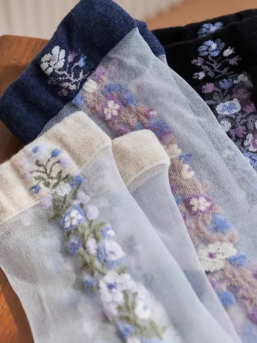 Socks - Small - Sheer Flower White