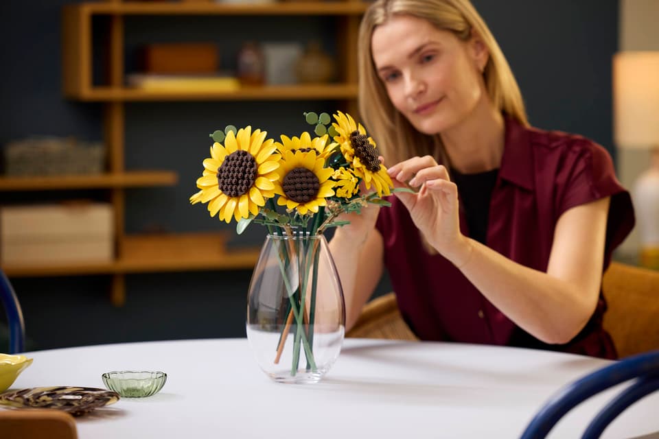 LEGO® Botanicals Sunflower Bouquet