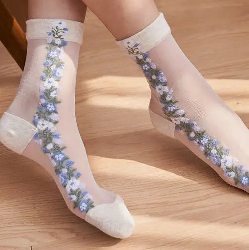 Socks - Small - Sheer Flower White