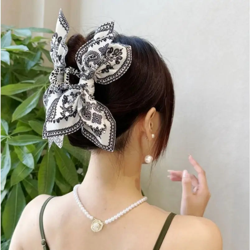 Hair Claw - Vintage Paisley Boho