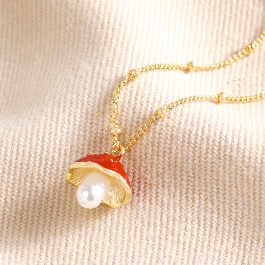 Necklace - Mushroom Toadstool - Pearl Gold