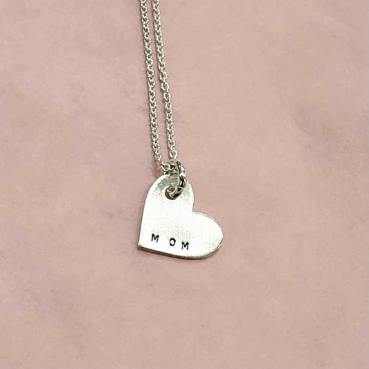 Necklace - Heart - Mom